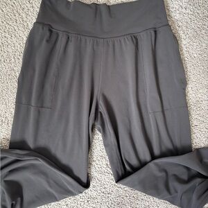 Athleta taupe Salutation Jogger